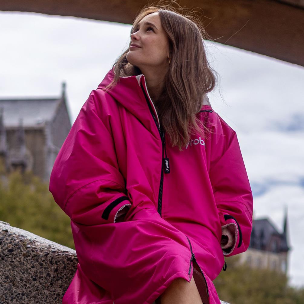 dryrobe Advance Long Sleeve Changing Robe - Pink / Light Grey Extra Image 7